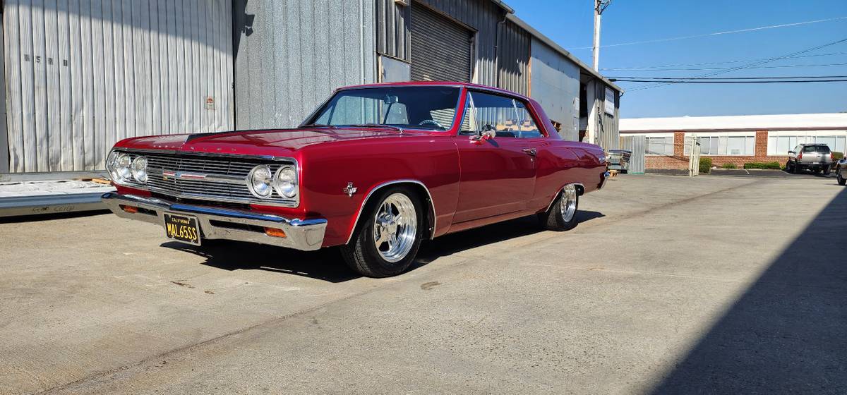 Cheverlet-chevelle-malibu-1965-red-7