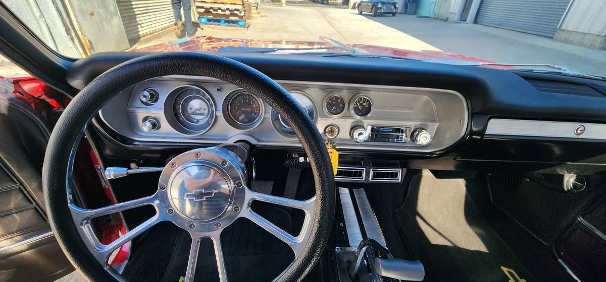 Cheverlet-chevelle-malibu-1965-red-9