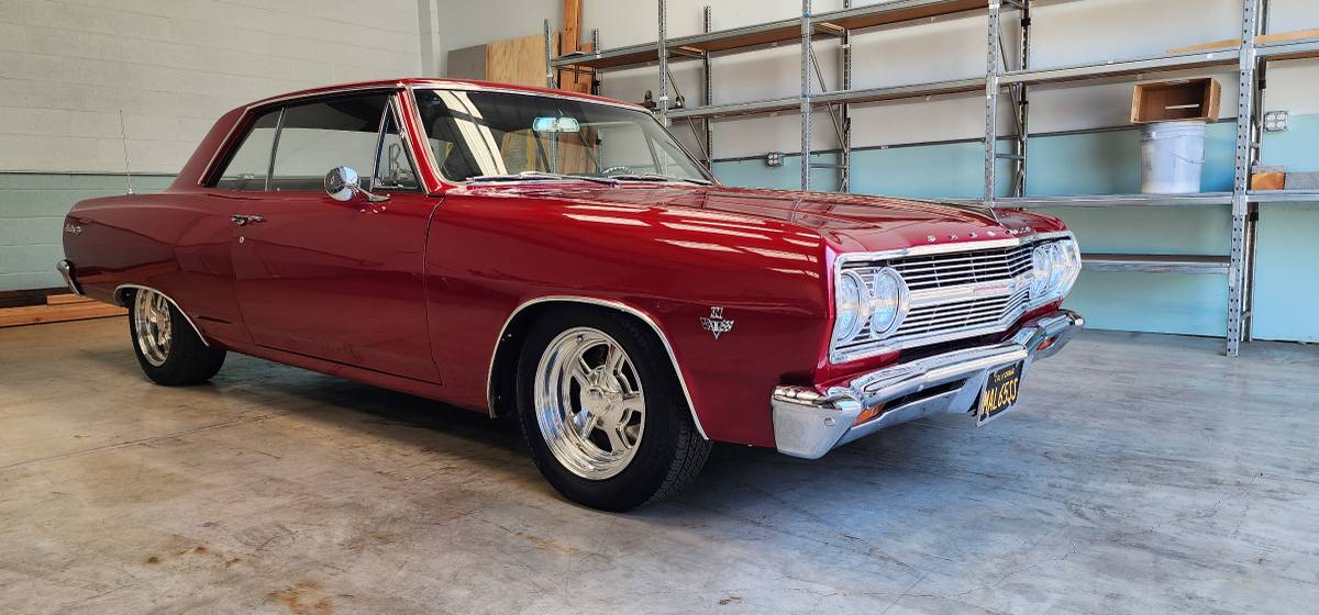 Cheverlet-chevelle-malibu-1965-red