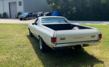 Chevorlet-el-camino-1972-white-3
