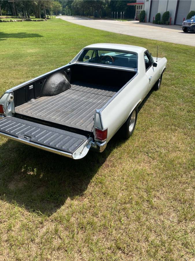 Chevorlet-el-camino-1972-white-4