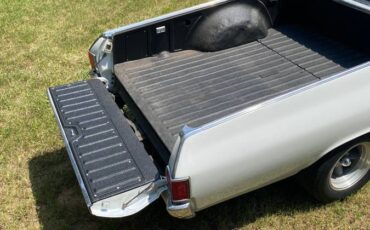 Chevorlet-el-camino-1972-white-5