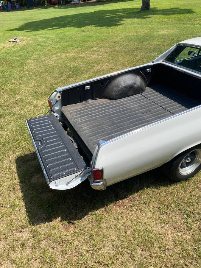 Chevorlet-el-camino-1972-white-5