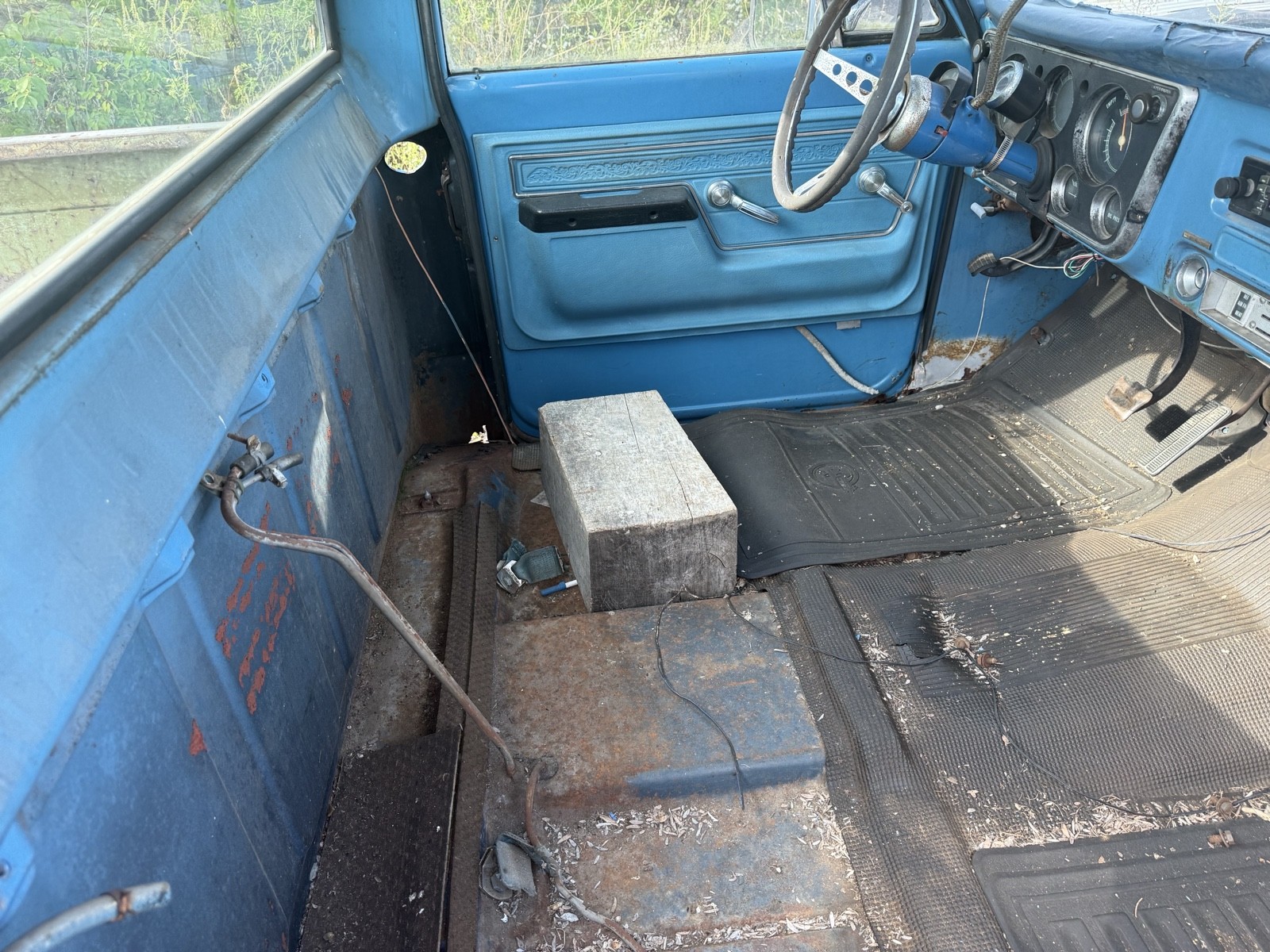 Chevrolet-12-Ton-Pickup-1972-Cab-Chassis-12