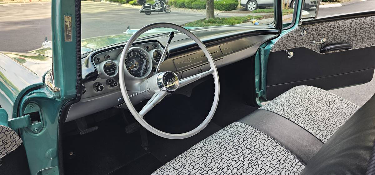 Chevrolet-150-1957-12