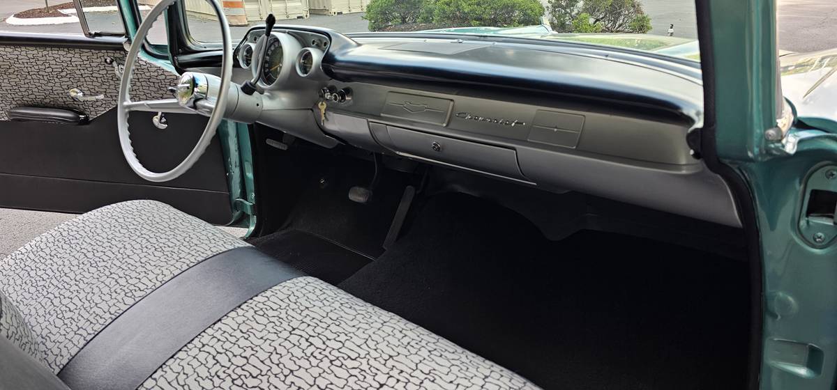 Chevrolet-150-1957-20