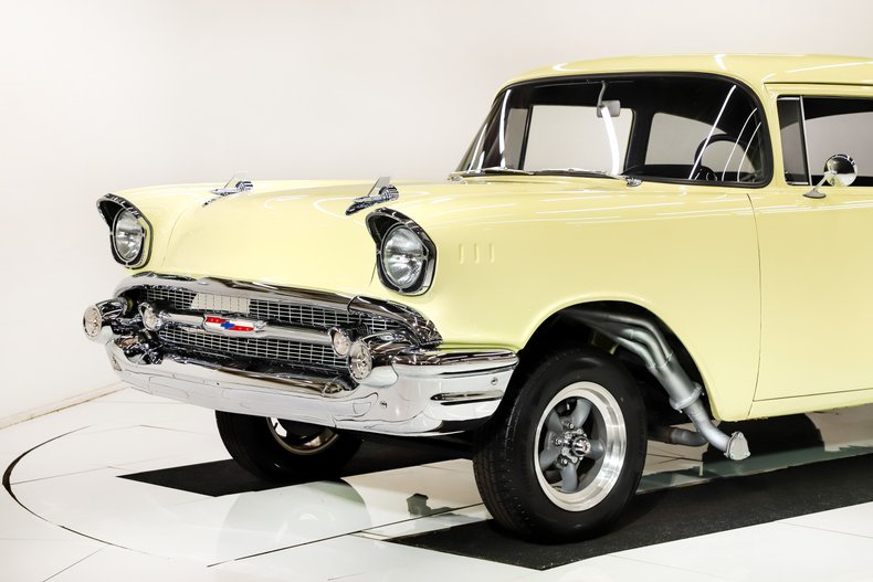Chevrolet-150-1957-Colonial-Cream-Black-11