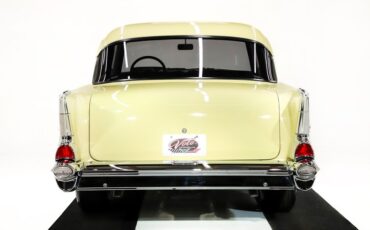 Chevrolet-150-1957-Colonial-Cream-Black-39