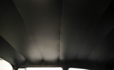 Chevrolet-150-1957-Colonial-Cream-Black-49