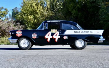 Chevrolet-150-1957-Custom-1