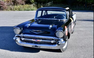 Chevrolet-150-1957-Custom-2