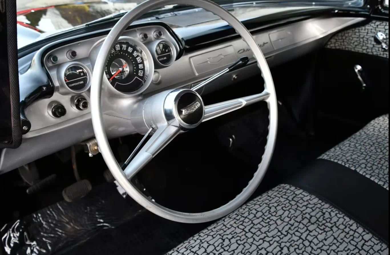 Chevrolet-150-1957-Custom-7