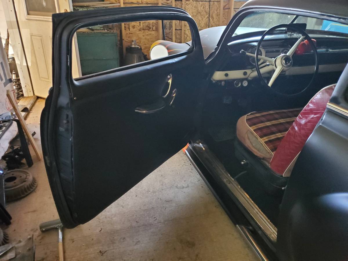 Chevrolet-150-2-dr-1954-custom-11