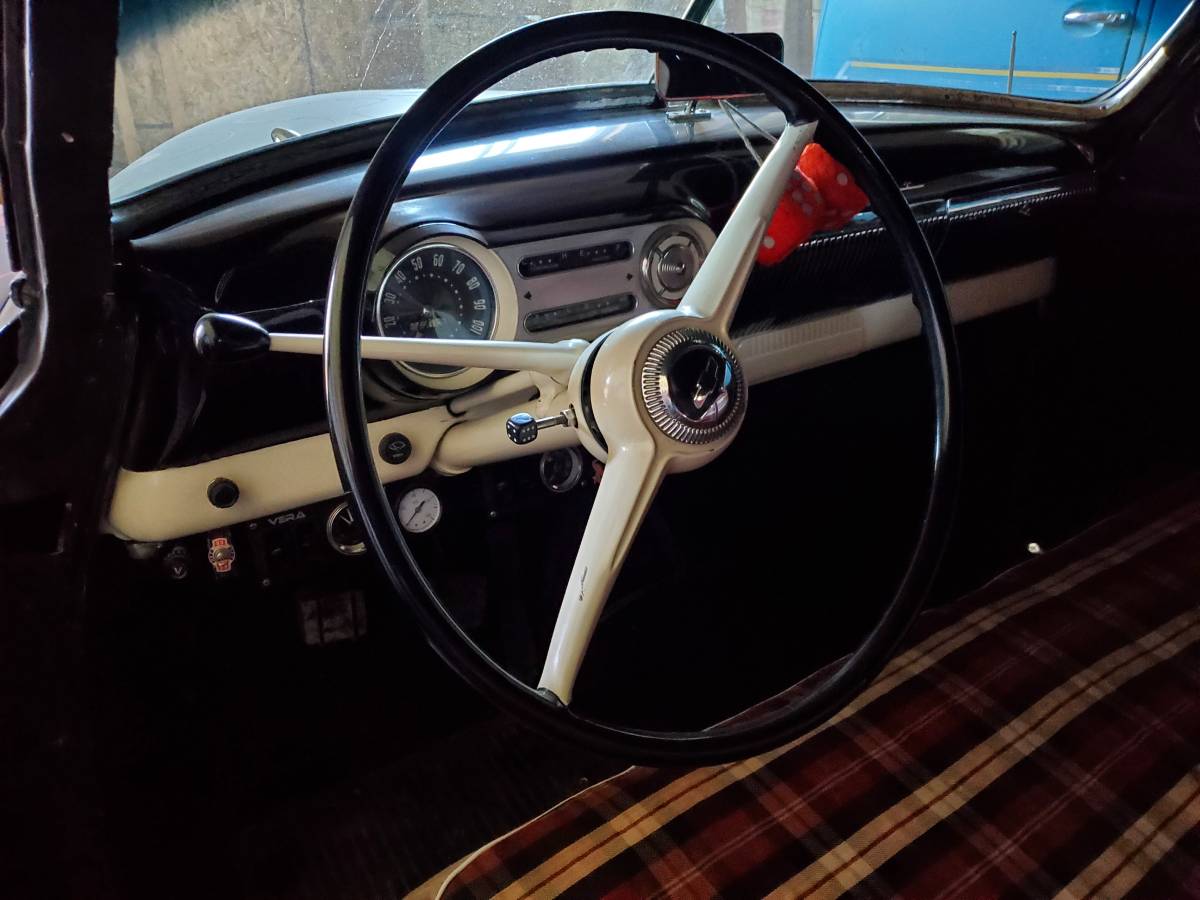 Chevrolet-150-2-dr-1954-custom-12