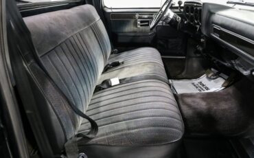 Chevrolet-1500-1984-Black-Gray-13