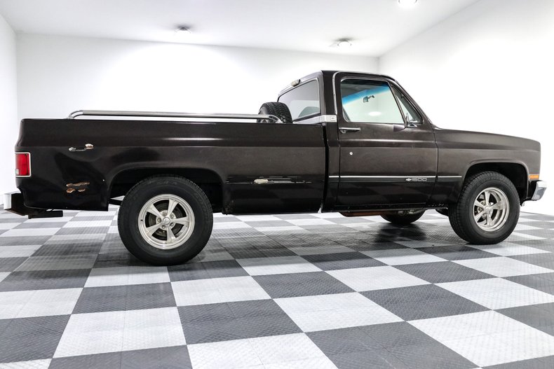 Chevrolet-1500-1984-Black-Gray-18