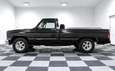 Chevrolet-1500-1984-Black-Gray-2