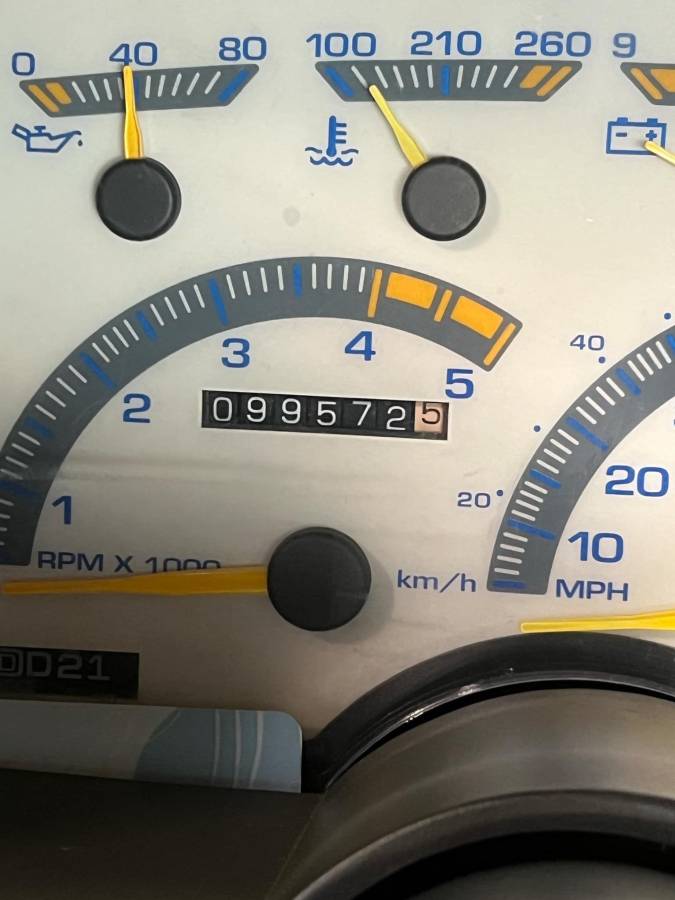 Chevrolet-1500-1994-yellow-6