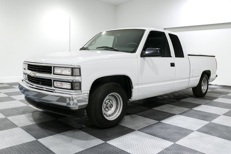 Chevrolet-1500-1995-White-Blue-2