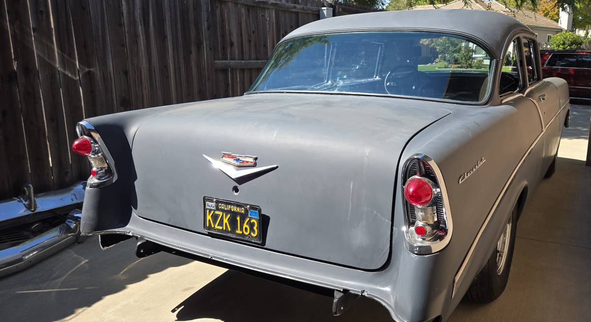 Chevrolet-1956-grey-1