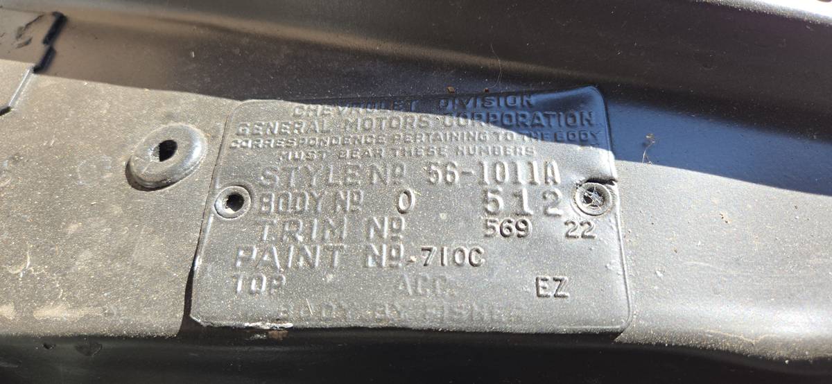 Chevrolet-1956-grey-13