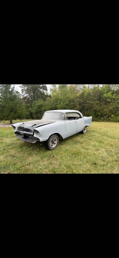 Chevrolet-1957-grey-13