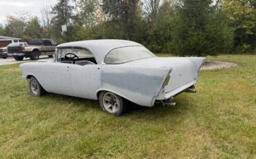 Chevrolet-1957-grey-2