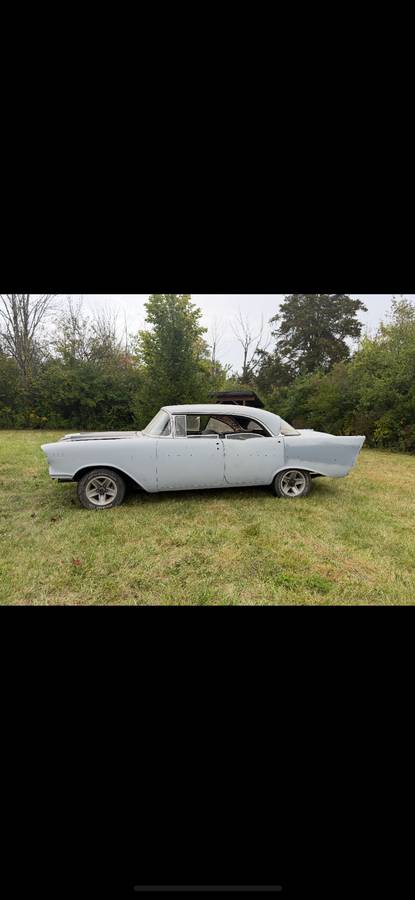 Chevrolet-1957-grey