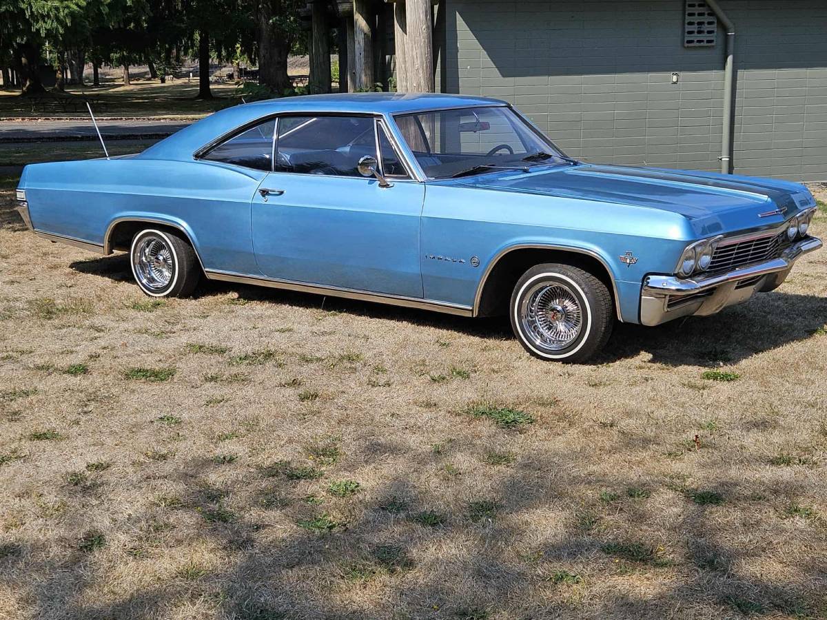 Chevrolet-1965-blue-2