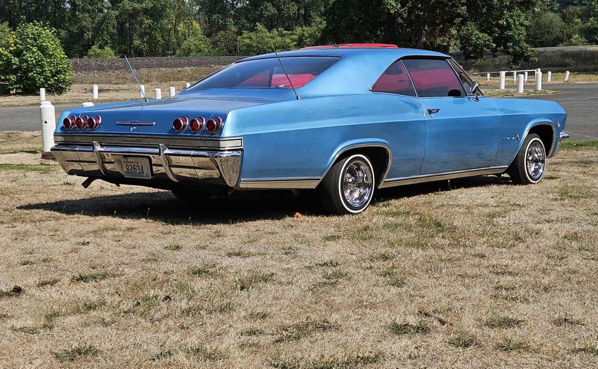 Chevrolet-1965-blue-3