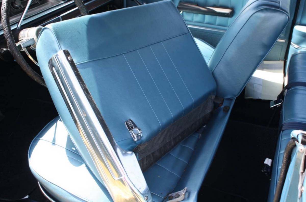 Chevrolet-1965-blue-44