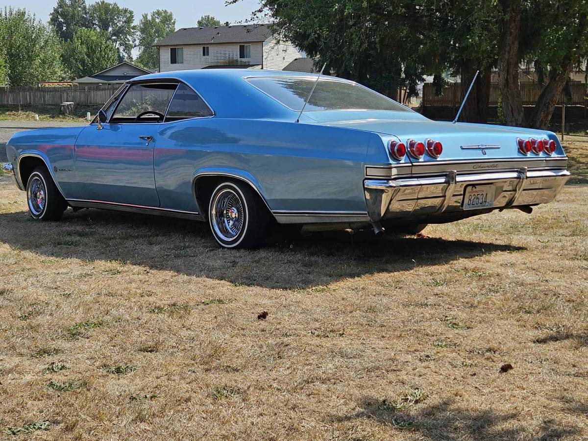 Chevrolet-1965-blue-49
