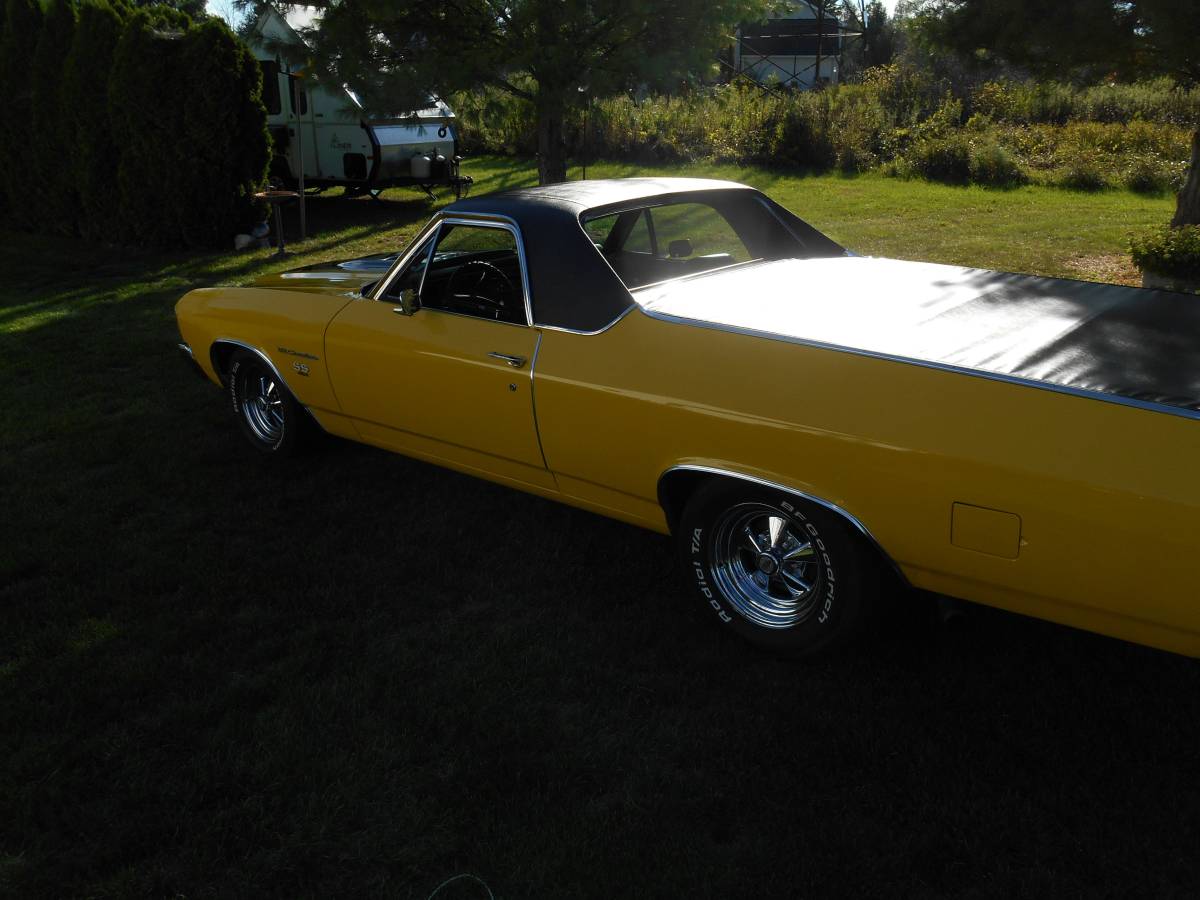 Chevrolet-1972-yellow-1