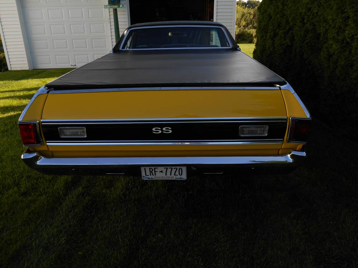 Chevrolet-1972-yellow-3
