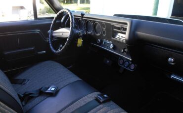 Chevrolet-1972-yellow-4