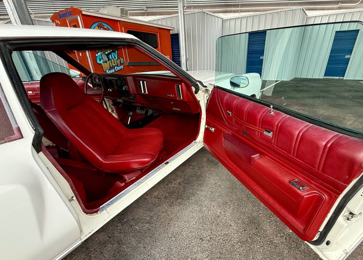 Chevrolet-1973-23