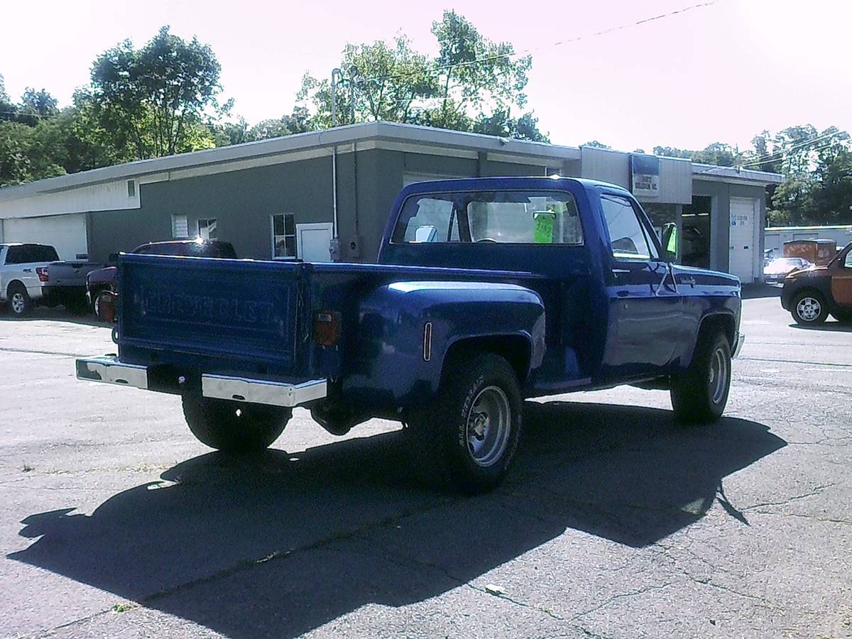 Chevrolet-1974-blue-7