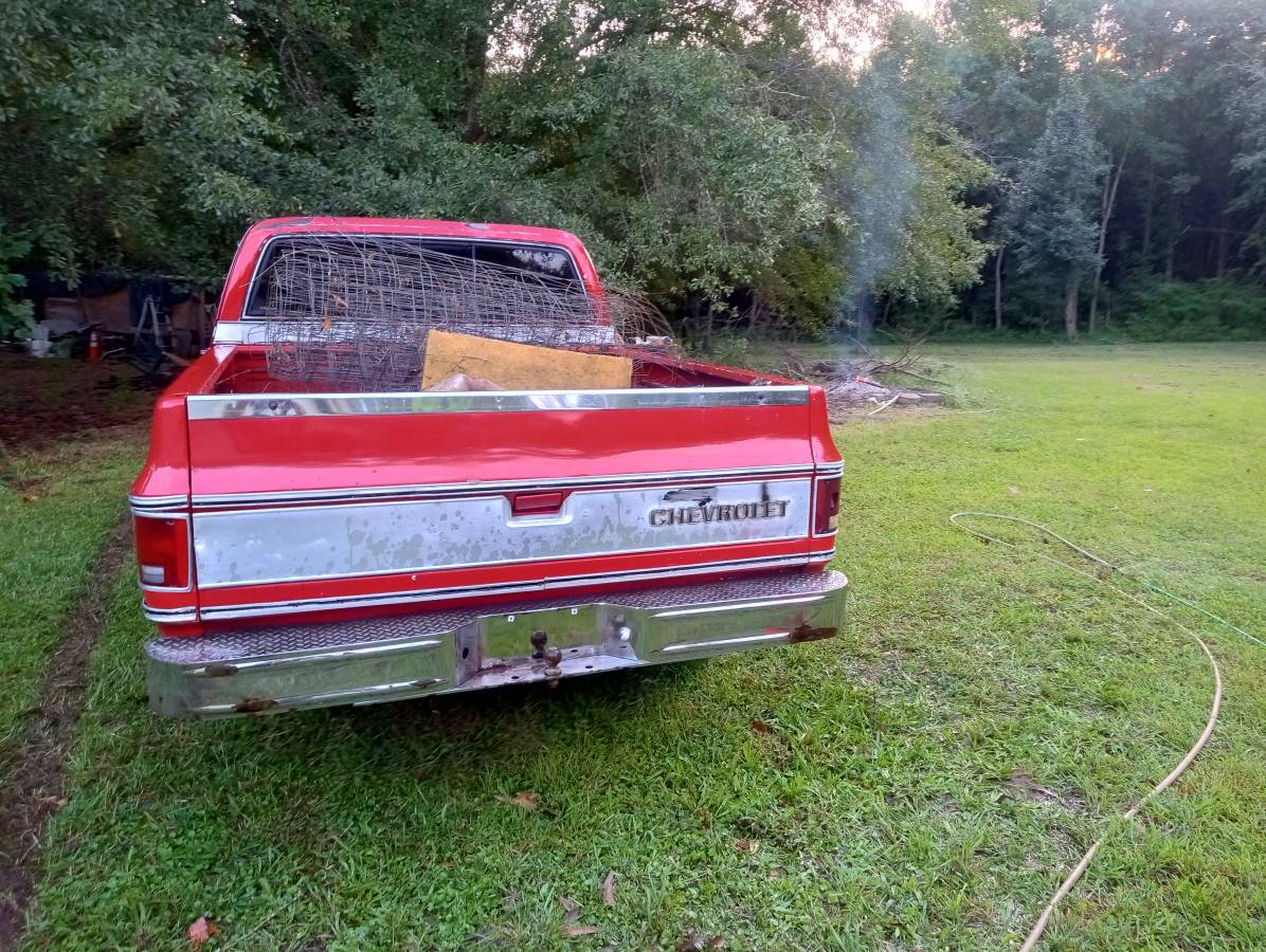Chevrolet-1978-red-2