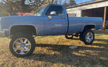Chevrolet-1981-blue-1