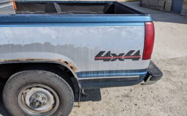 Chevrolet-1990-blue-6
