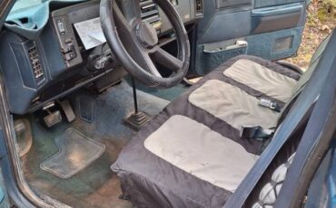 Chevrolet-1993-blue-12
