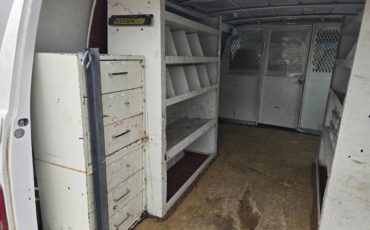Chevrolet-20-cargo-van-1991-white-11