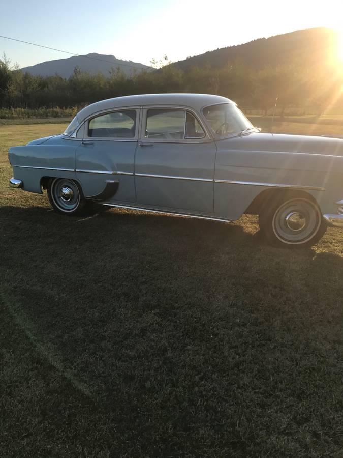 Chevrolet-210-1953-blue-4