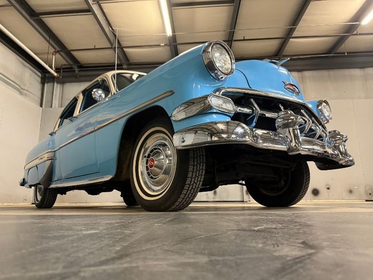 Chevrolet-210-1954-Blue-White-Blue-White-25
