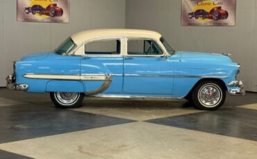 Chevrolet-210-1954-Blue-White-Blue-White-31