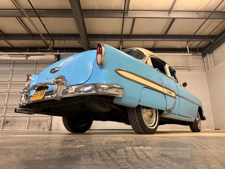 Chevrolet-210-1954-Blue-White-Blue-White-39
