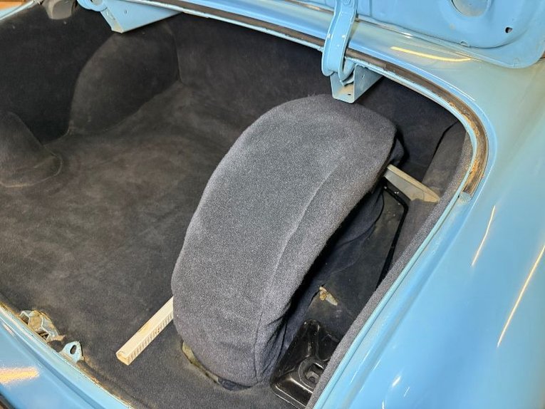 Chevrolet-210-1954-Blue-White-Blue-White-42