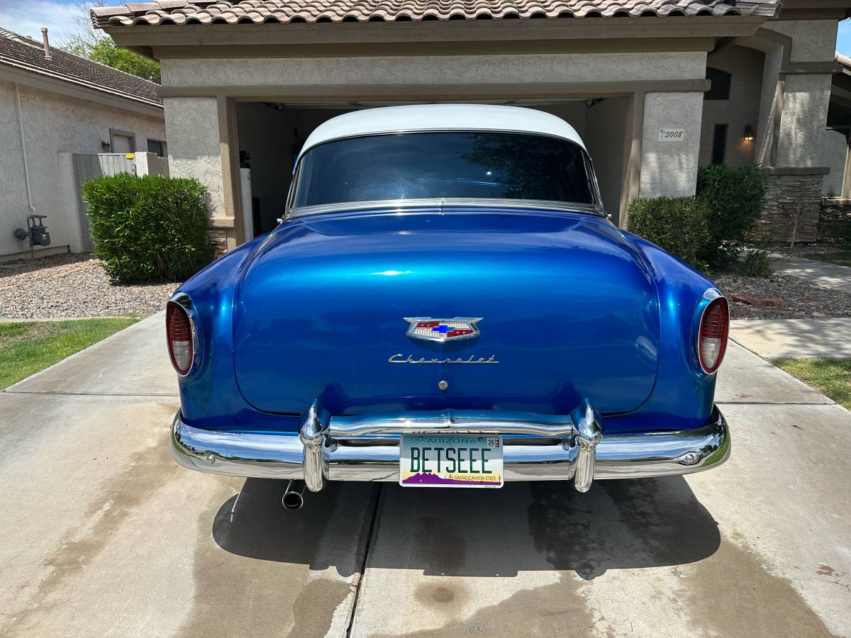 Chevrolet-210-1954-blue-18