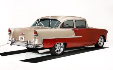 Chevrolet-210-1955-Angry-Orange-Cream-29