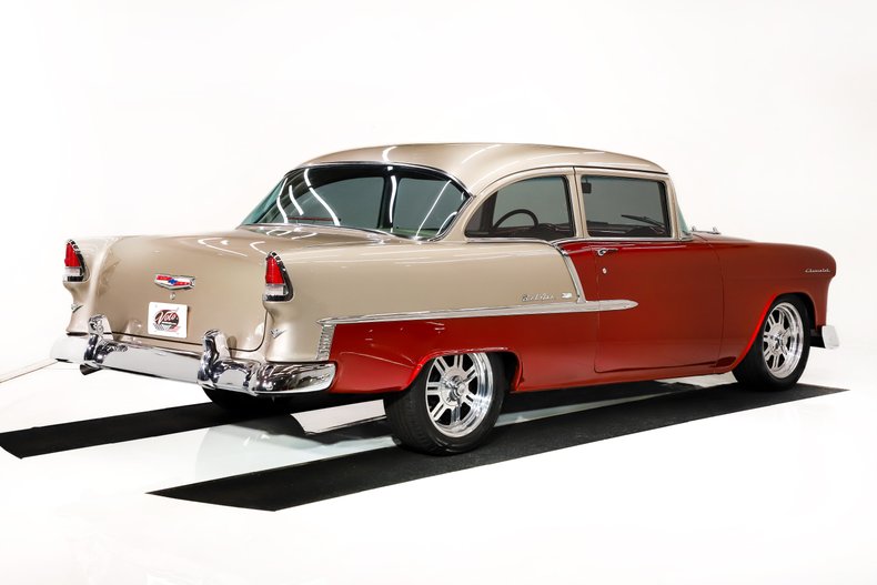 Chevrolet-210-1955-Angry-Orange-Cream-29